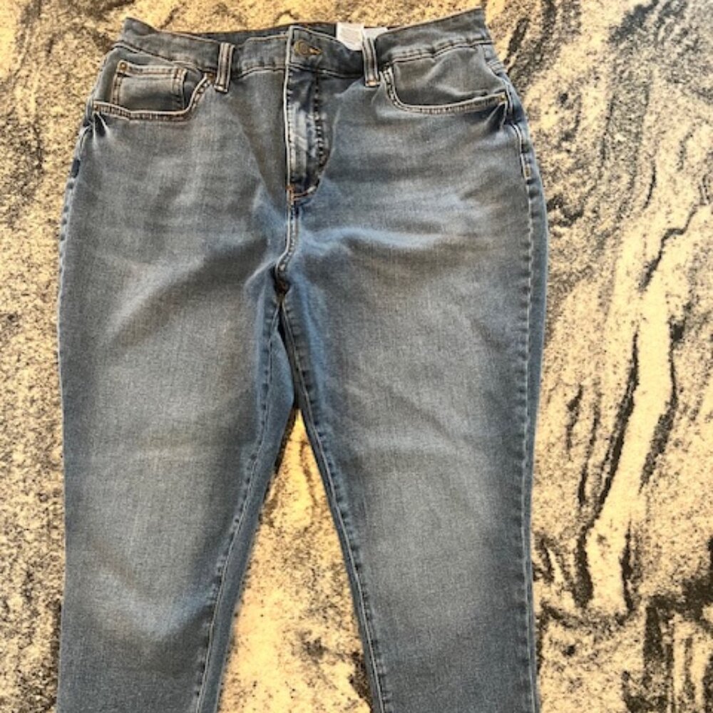 Time and True Blue Jeans Size 14 Short High Rise Curvy‎ comfortable stretch